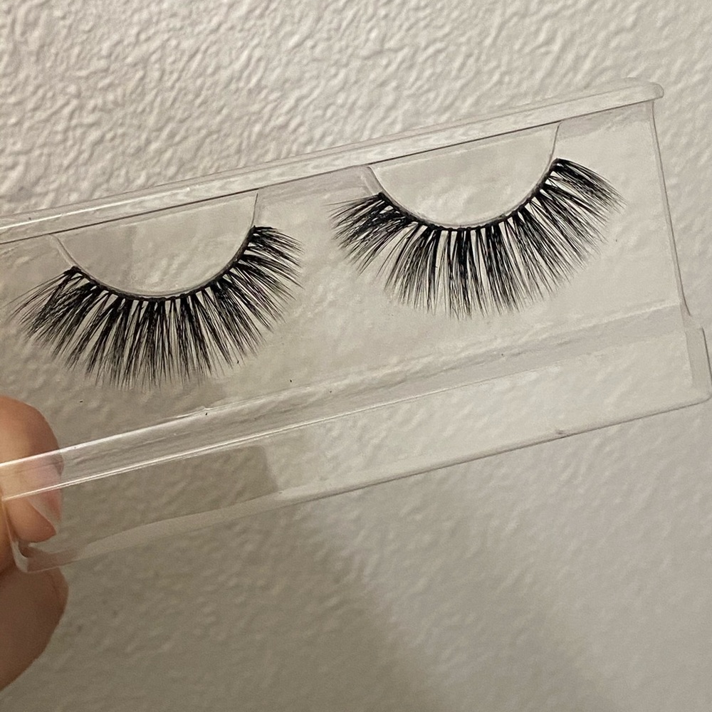 Black long  fake eyelashes/ lashes